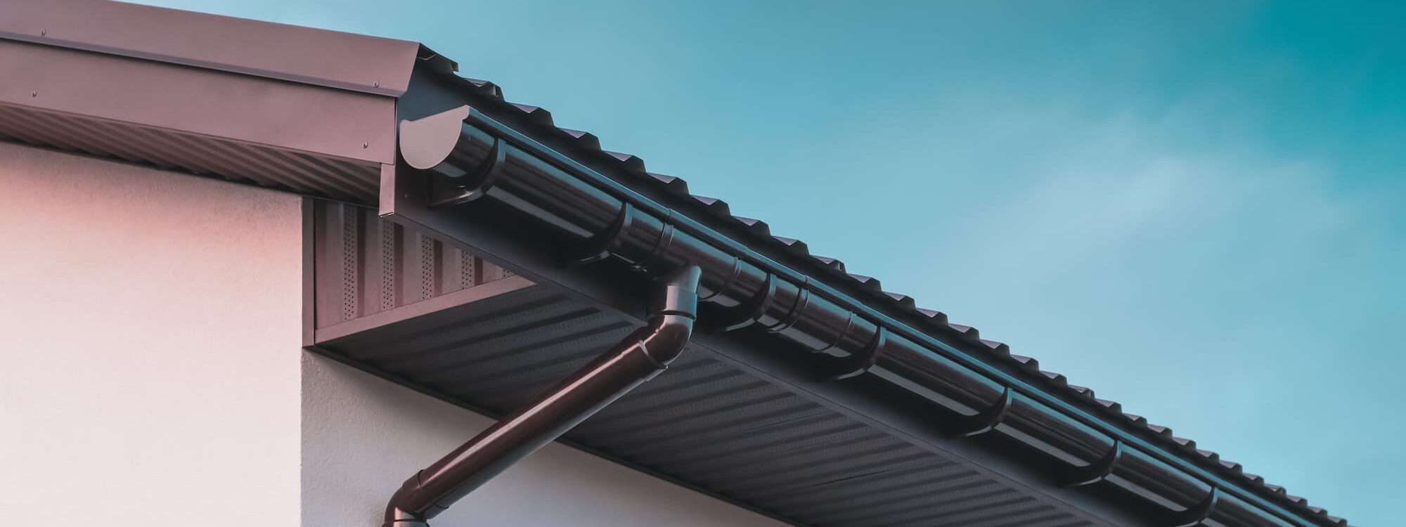 COUVERTURE_TOITURE_ZINGUERIE7 2000X750 | CRÉPI STYLE Zinguerie et évacuation des eaux pluviales : comment éviter les infiltrations et dégâts des eaux ? Illkirch-Graffenstaden