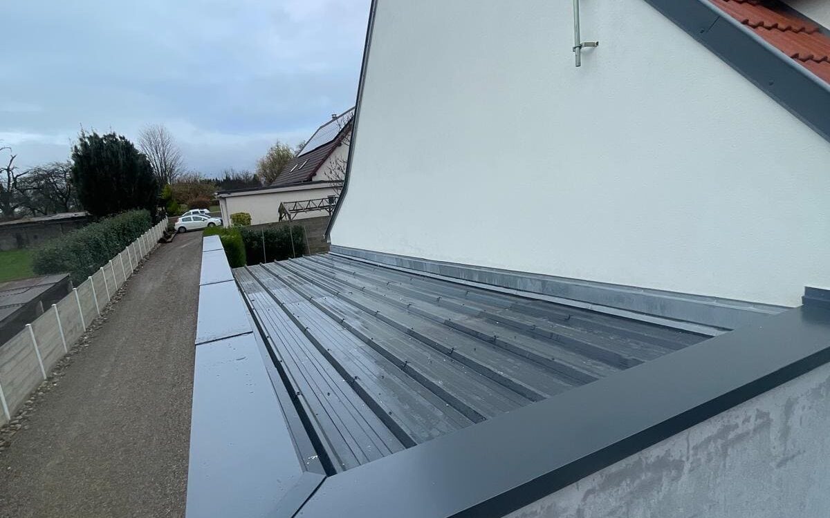Pose de Couvertines et Habillage de Pignon à Betschdorf (proche de Wissembourg) : Une Finition Esthétique et Durable Haguenau