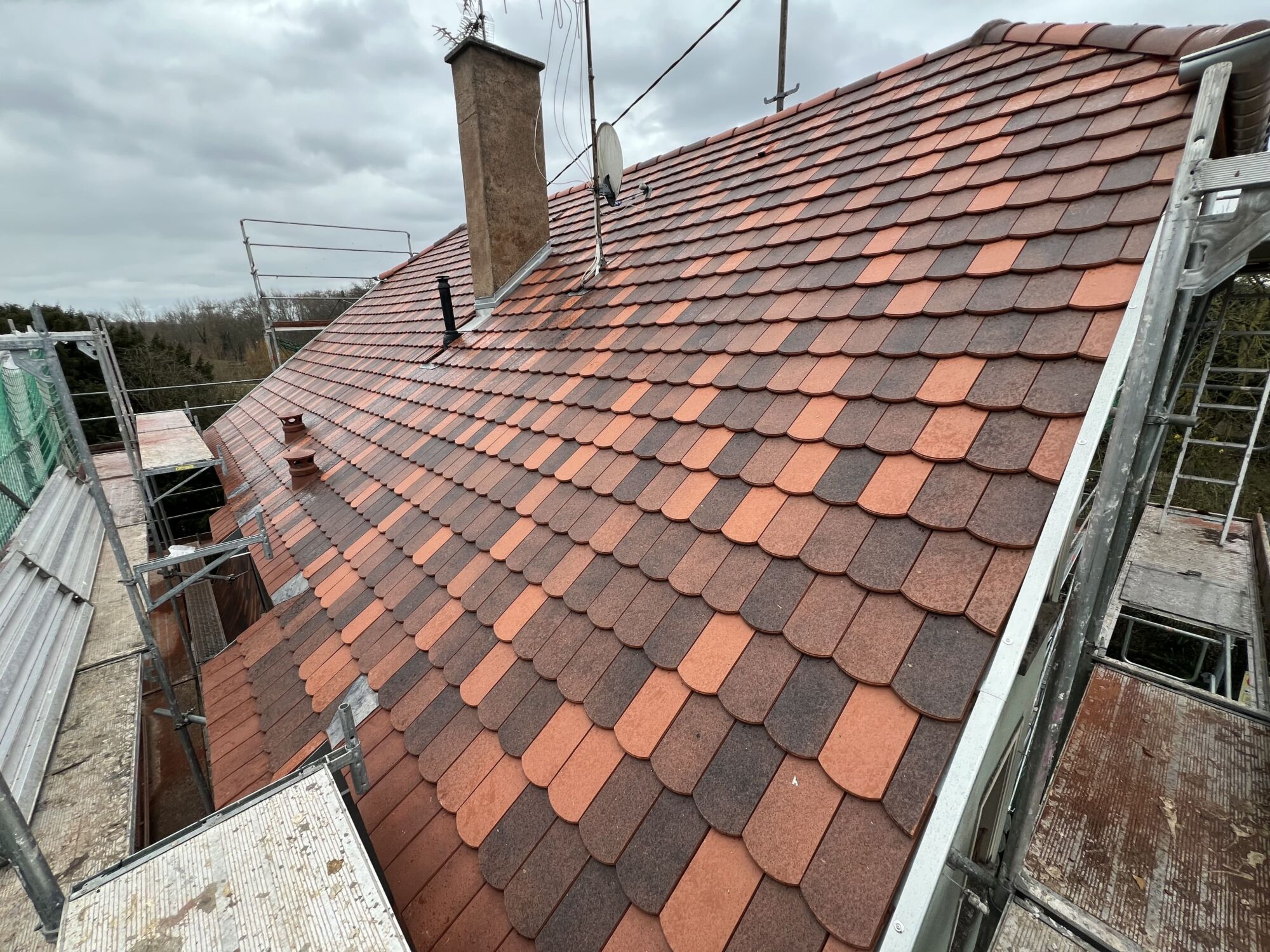 Rénovation Technique d’une Toiture à Strasbourg (Bas-Rhin) : L’Expertise Crépi Style Ostwald 0