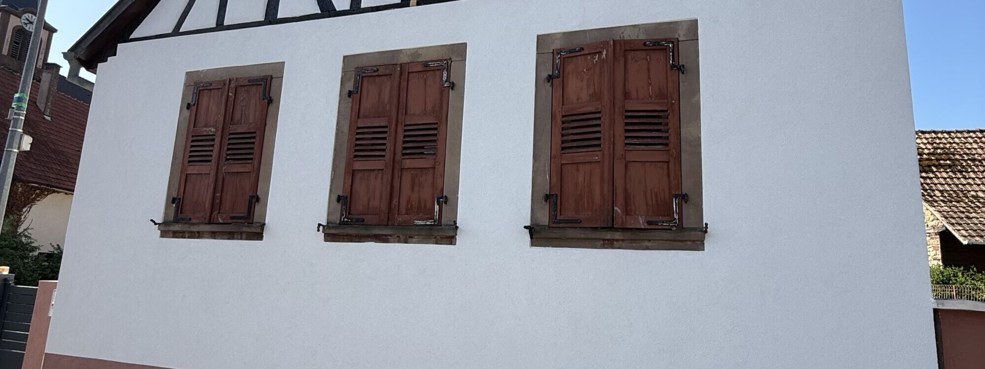 IMG_4170 2000X750 | CRÉPI STYLE Ravalement d’une Maison à Colombages à Niedermodern (proche de Schweighouse) : Tradition et Haute Performance Ostwald