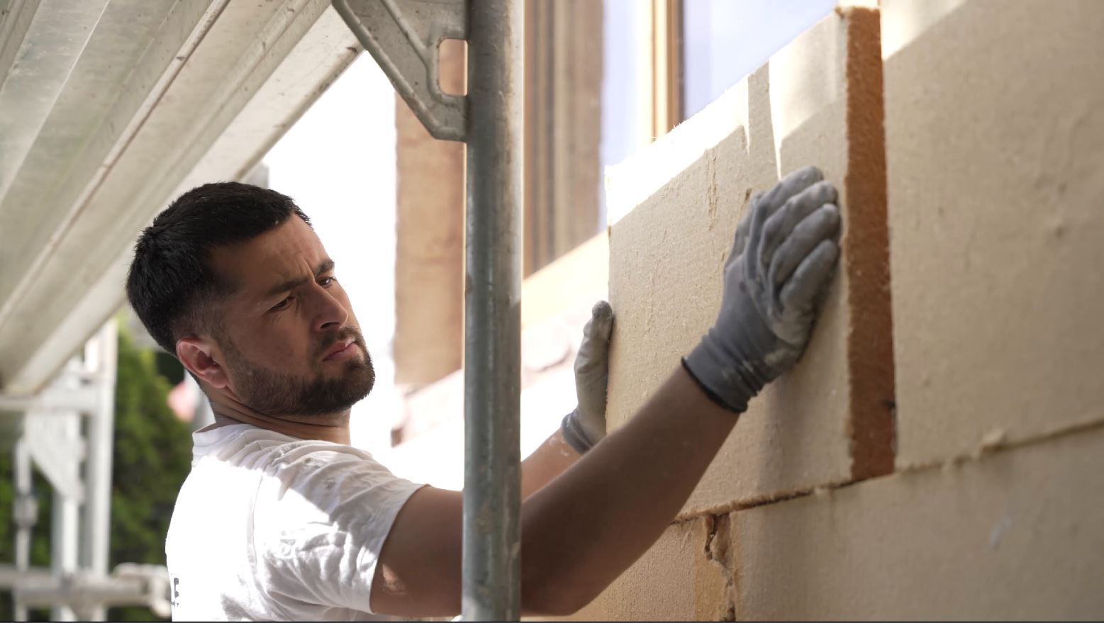 🏡 Transformation complète de façade à Strasbourg (proche de Brumath): isolation écologique + finitions haut de gamme Saverne