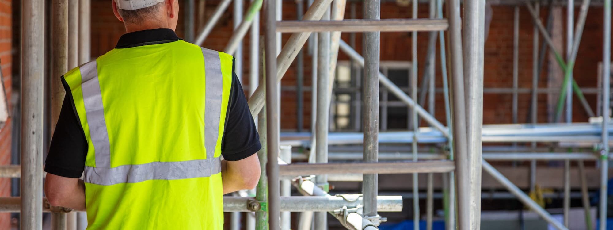 Quand maintenir un &eacute;chafaudage une semaine : Strat&eacute;gies pour les chantiers prolong&eacute;s H&oelig;nheim