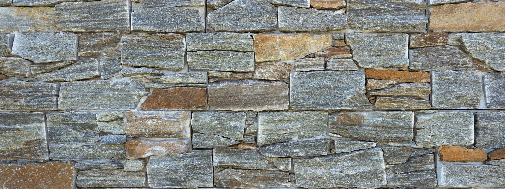 Parement d&eacute;coratif en imitation pierre : comment apporter du cachet &agrave; votre maison ? Ostwald